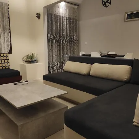 Daire Castle Hill 1st Floor