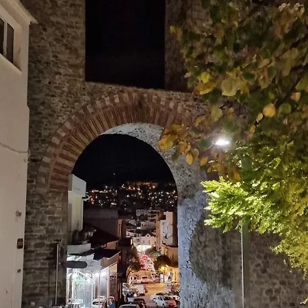 Castle Hill 1st Floor *