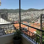 Castle Hill 1st Floor Апартаменты *