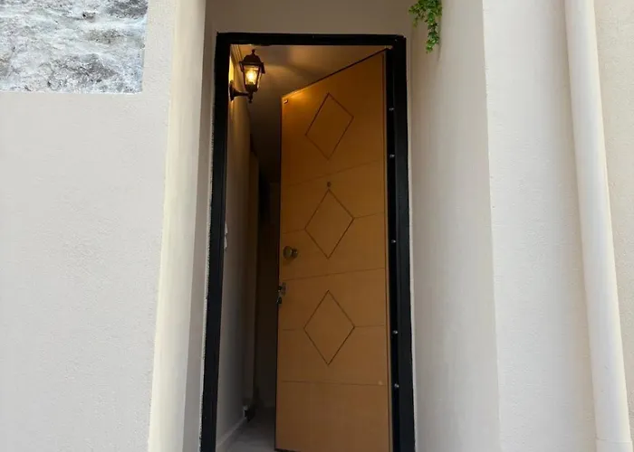 Castle Hill 1st Floor *